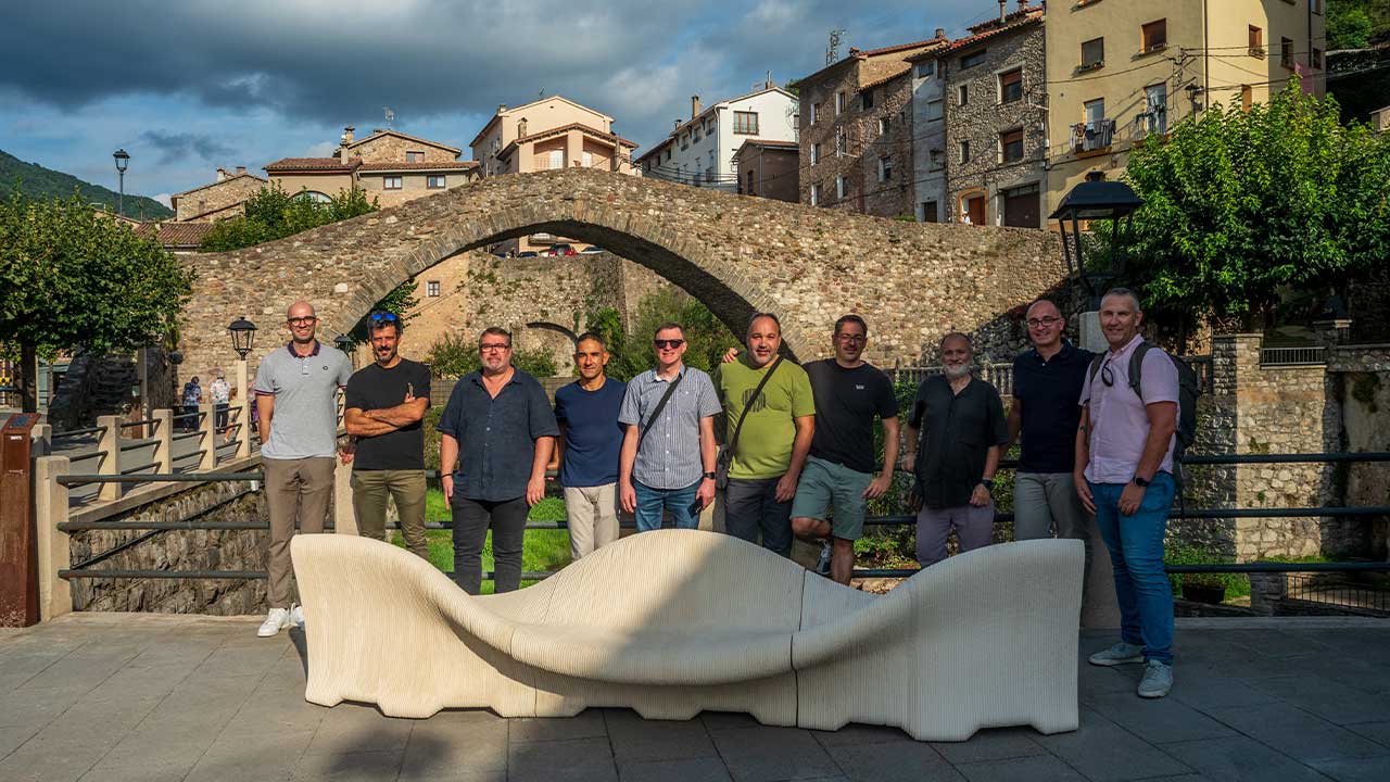 Entrevista a Arnau Cumelles en la inauguración del banco FormART3D en La Pobla de Lillet